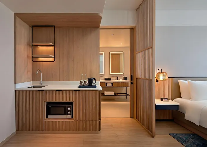 Hyatt Place Bay, Bai Chay Hotel 5*