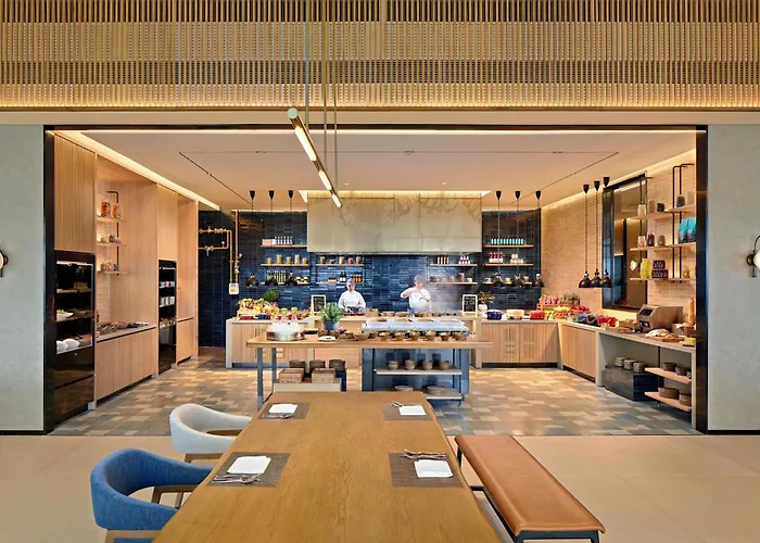 Hyatt Place Bay, Bai Chay Hotel 5*